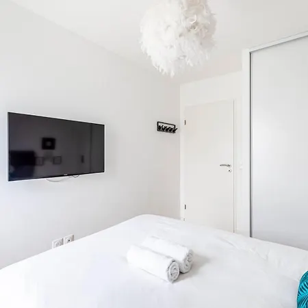 Guestready - Beau Sejour Avec Terrasse Apartment Saint-Denis (Seine-Saint-Denis)